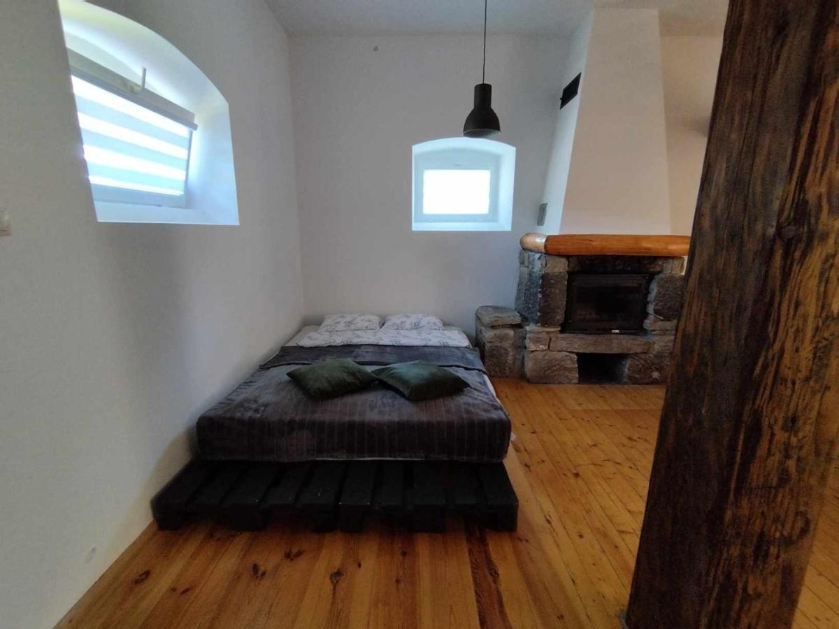 Apartamenty - Stara Stajnia - Na Krancu Swiata Miłków Zewnętrze zdjęcie