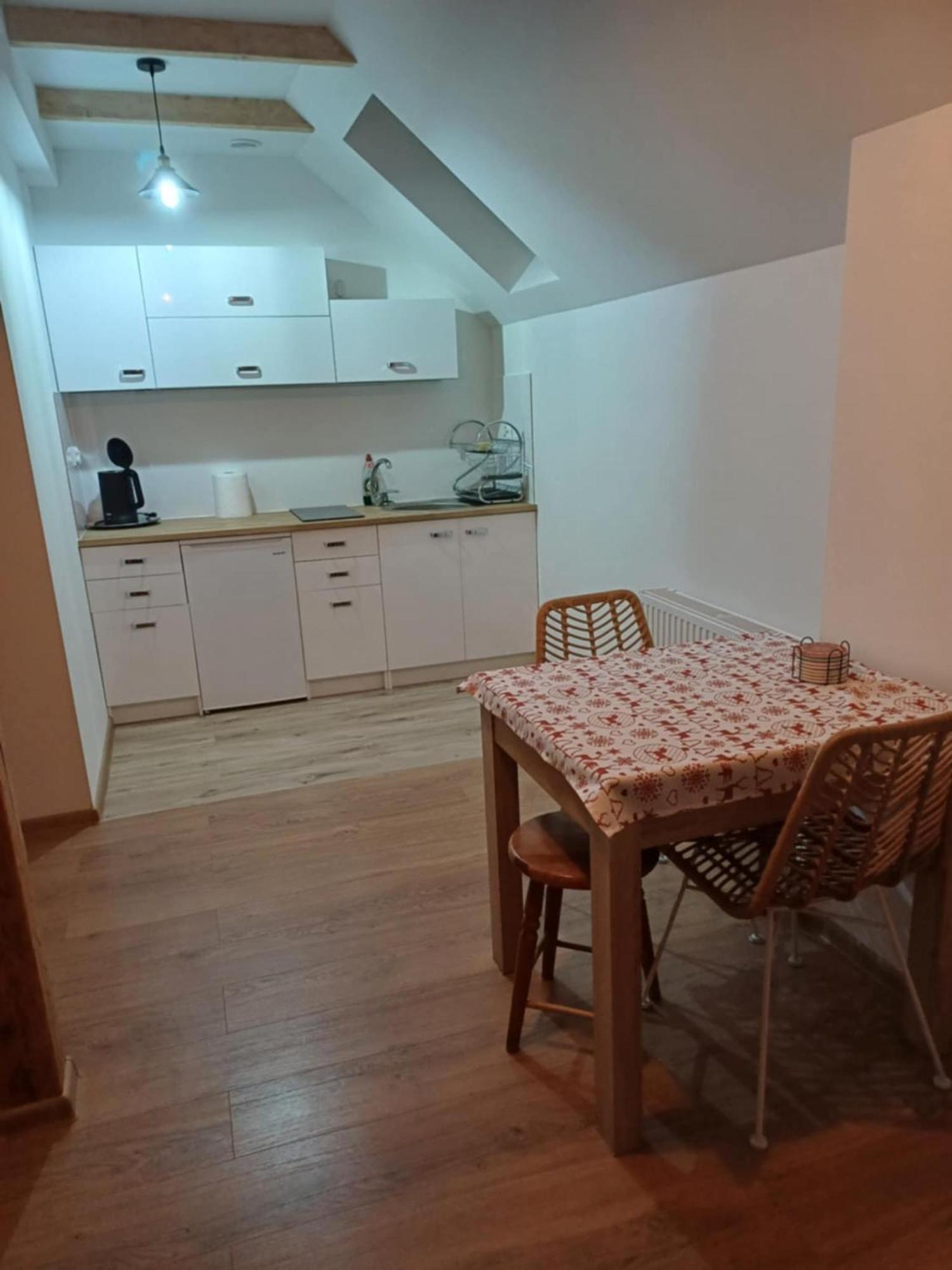 Apartamenty - Stara Stajnia - Na Krancu Swiata Miłków Zewnętrze zdjęcie